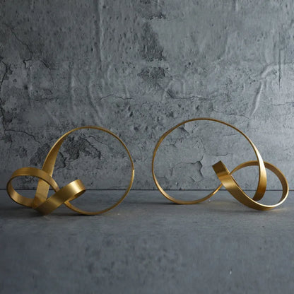 Criativo artesanato de ouro nó linha dourada oco estatueta de metal enrolamento corda estatuetas decorativas acessórios de decoração para casa