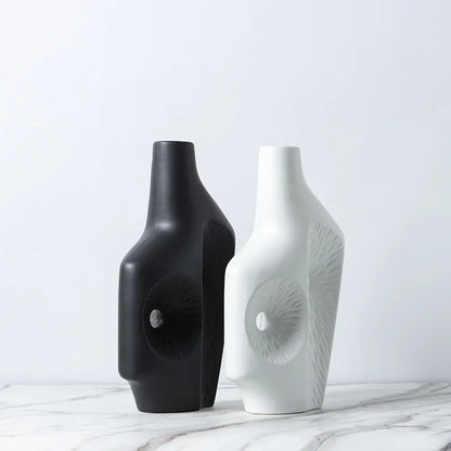 Decoração abstrata irregular de vaso de cerâmica, estante nórdica moderna, armário de vinho, decoração de mesa de cabeceira de quarto