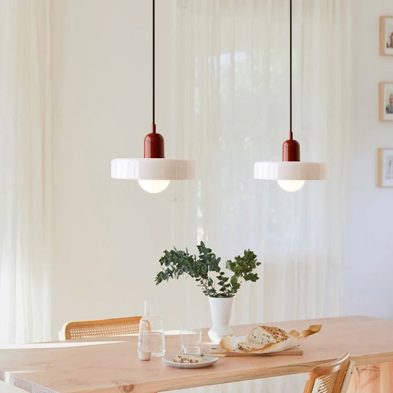 Medieval bauhaus restaurante pingente lâmpada moderna lâmpada de cabeceira personalizado creme colorido vidro single-head luminária pendente