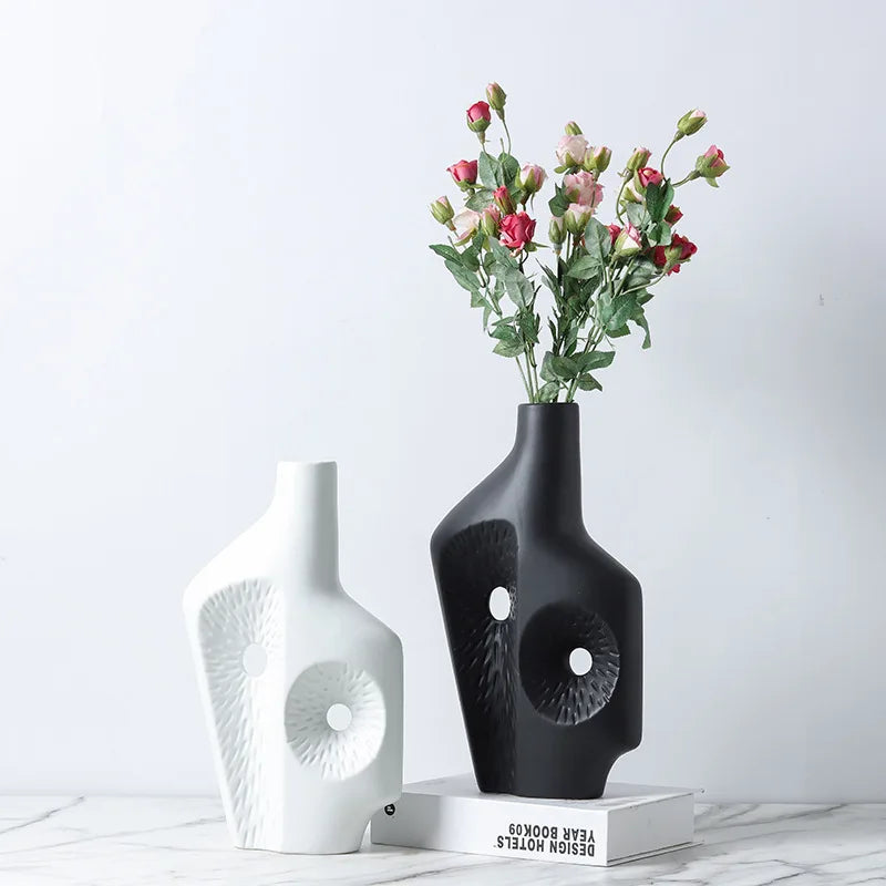 Decoração abstrata irregular de vaso de cerâmica, estante nórdica moderna, armário de vinho, decoração de mesa de cabeceira de quarto